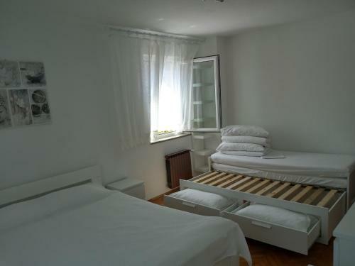 Apartments Buket
