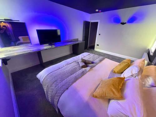 Breeze Suites - Luxury Group Accom - Sleeps 19