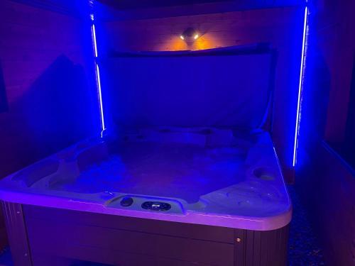 Breeze Suites - Luxury Group Accom - Sleeps 19