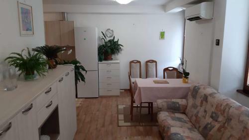 Apartamento Guesthouse ?kofije Ob Parenzani
