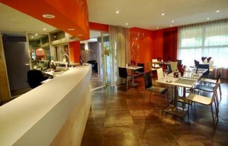 Hotel H�tel-restaurant Le Luron