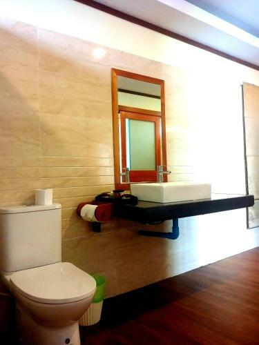 Hotel Thanya Beach Resort