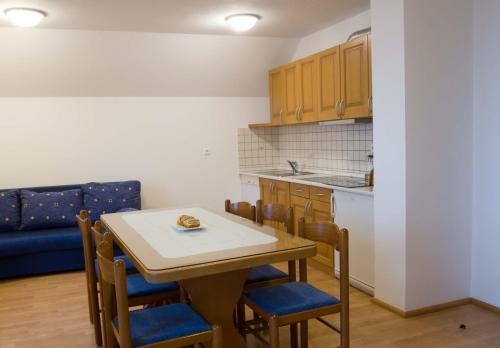 Apartments Pri Marjetki