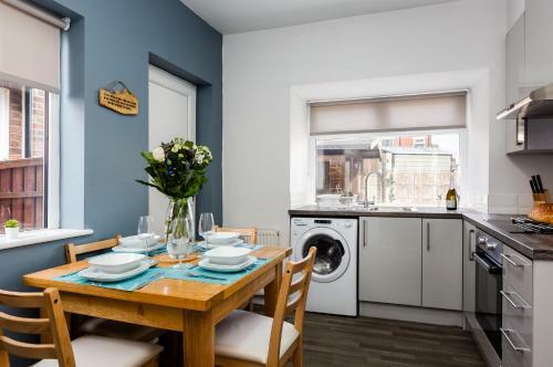 Immaculate House - Close To Bvh - Tower View