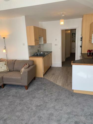 Apartamento Delamere Ground Floor Holiday Flat