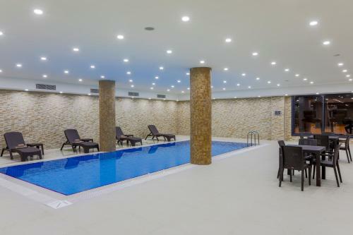 Hotel Shimall Deluxe