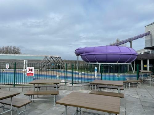 Blackpool Caravan In Haven Marton Mere Holiday Park