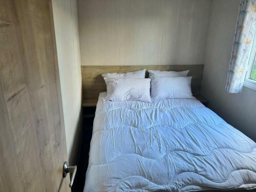 Blackpool Caravan In Haven Marton Mere Holiday Park