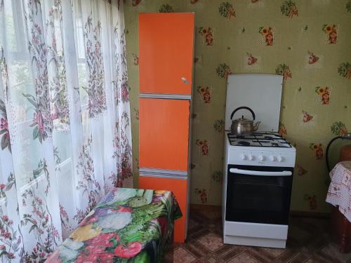 Hostal Taisiya Guest House 2