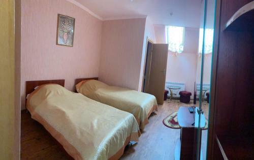 Hotel ??????
