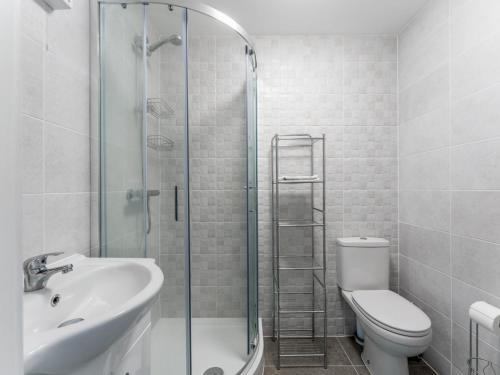 Pass The Keys Lovely Centrally Located Apartment In Westbourne