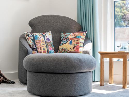 Pass The Keys Lovely Centrally Located Apartment In Westbourne