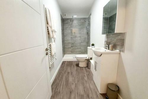 Apartamento Town Centre 1 Bed, Close To The Beach With Parking