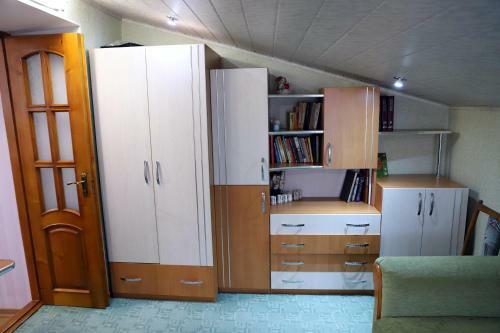 Apartment In Old Town On Zarvanska Street
