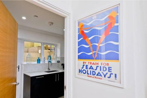 Stunning 3 Bed Townhouse: Westbourne With Parking