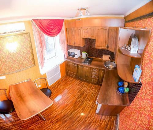 Two Room Apartment John Howard Pub