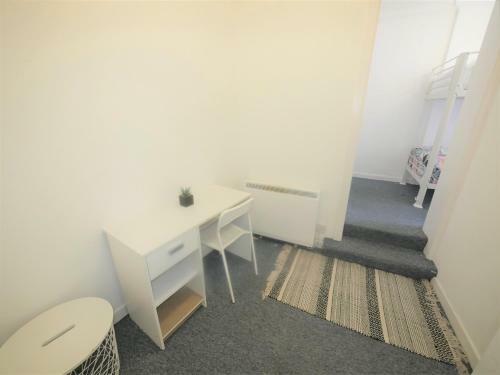 Daimler Holiday Apartments
