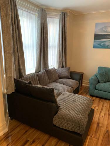 Fantastic Villa Bournemouth - Spa, Parking, Garden