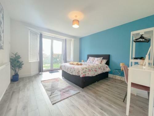 Apartamento Town Centre/bic/beach - Pet Friendly With Garden & Parking