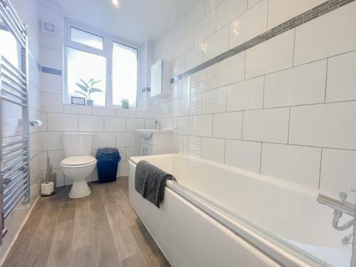 Apartamento Town Centre/bic/beach - Pet Friendly With Garden & Parking