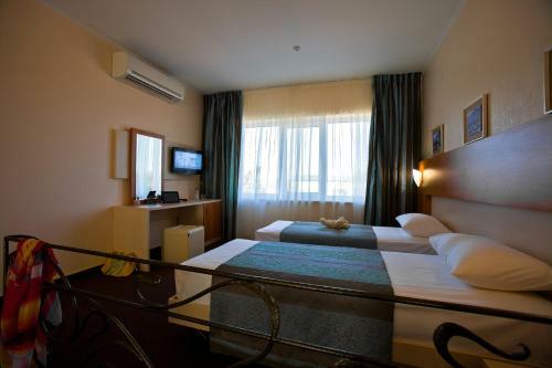 Elizium Park Hotel