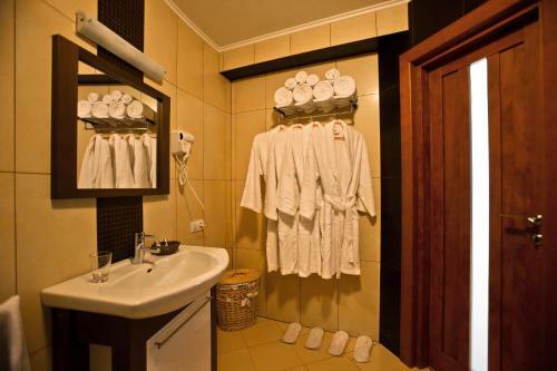 Elizium Park Hotel