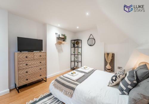 Apartamento Stunning Large Studio Apt Centrally Placed & Nr Beach