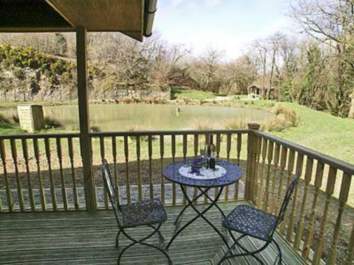 Oak Lodge