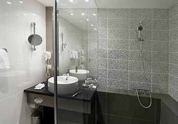 Hotel Pannonia Tower