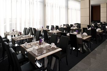 Hotel Pannonia Tower