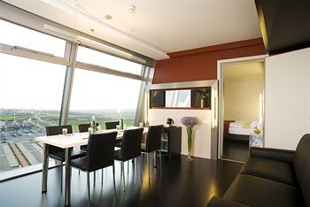 Hotel Pannonia Tower