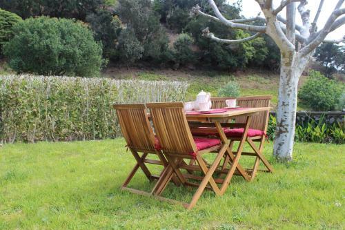 Moradia R�stica Jardim