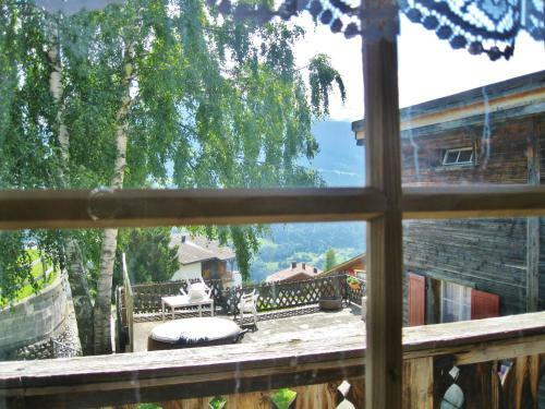 Apartamento Casa Cadurisch
