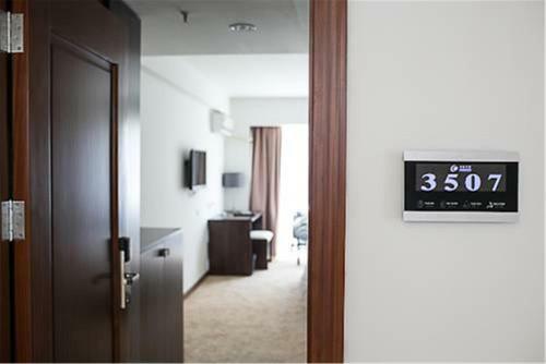 Coinfamily Hotel