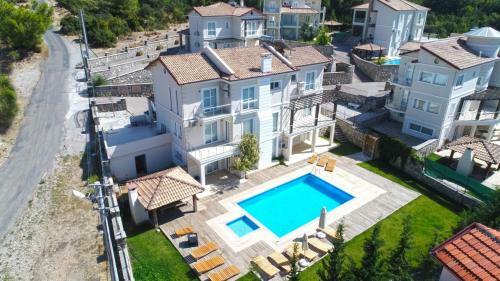 Villa Holly