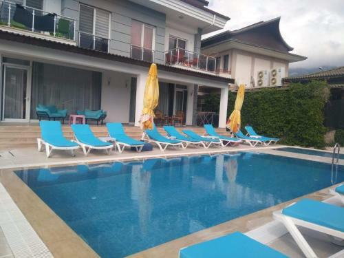 Paddys Apartments, Hisar�n�
