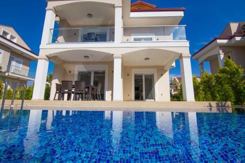 Villa Cal?s 2