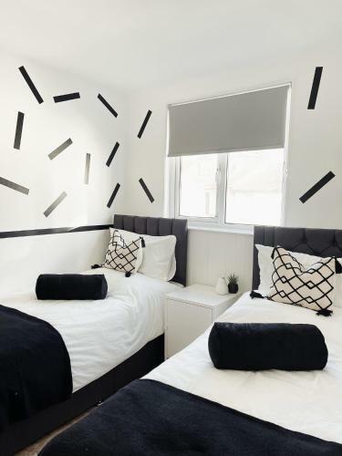 Wavecrest Holiday Apartments