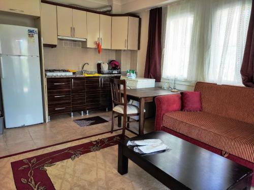 �ileks Apart Otel