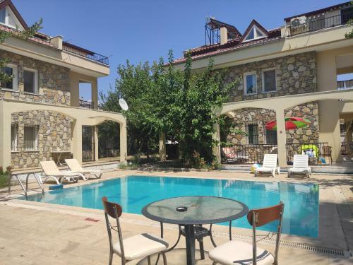 �ileks Apart Otel