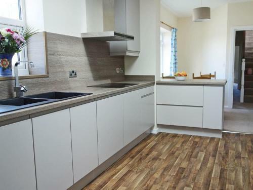 Deany Apartment