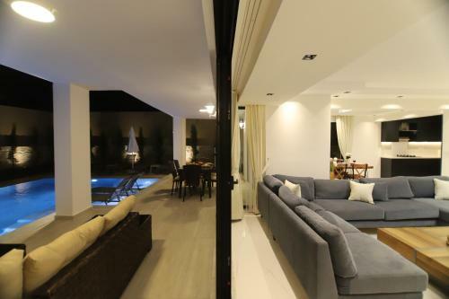 La Marbella Villa