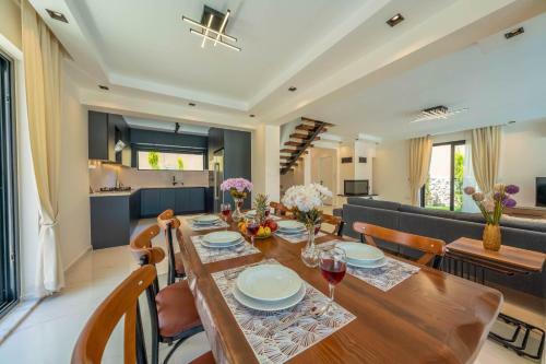 La Marbella Villa