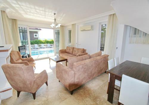 Arnna 5 Villa