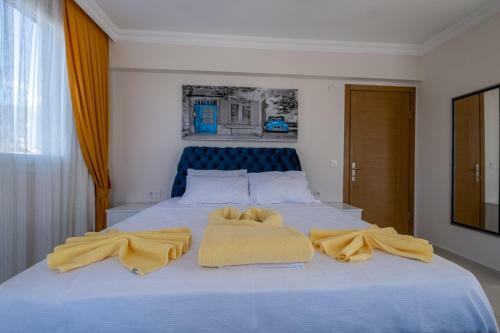 �zel Havuzlu Villa