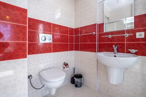 �zel Havuzlu Villa