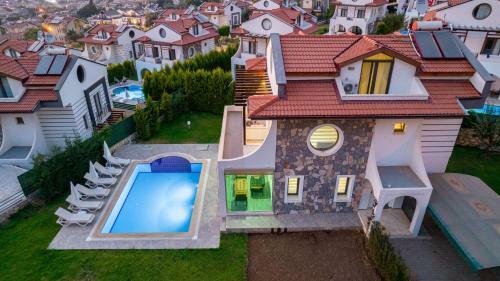 Amore 2 - 4 Bedroom Villa In Hisaronu