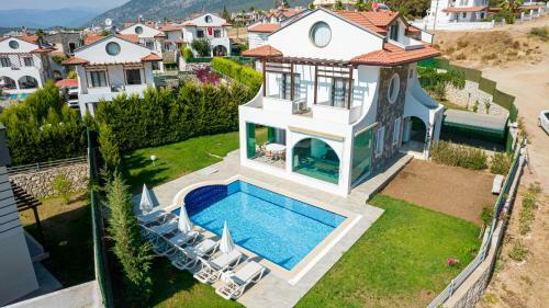 Amore 2 - 4 Bedroom Villa In Hisaronu