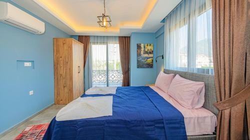 Villa S�?�t 3 - 4 Bedroom With Jacuzzi In Fethiye