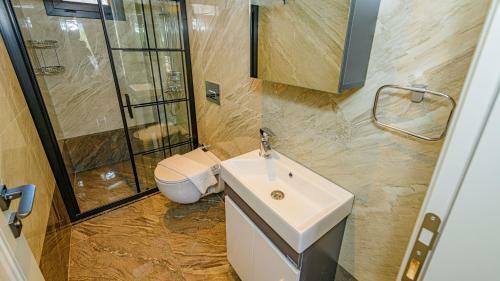 Villa S�?�t 3 - 4 Bedroom With Jacuzzi In Fethiye